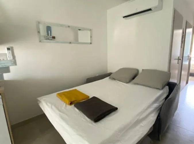 Lafarniente66 Apartment